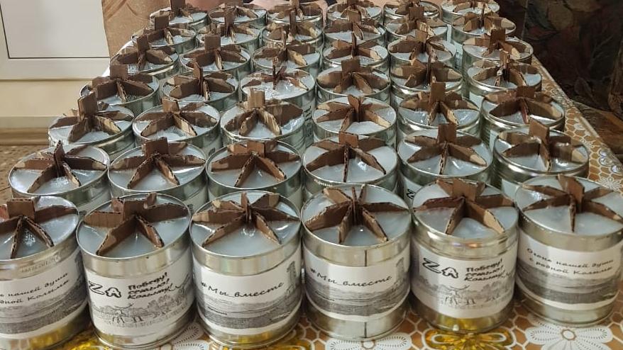Сотрудники Магаданского филиала ФГБУ «Камчаттехмордирекция» изготовили для отправки в зону СВО окопные свечи